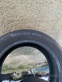 Gomme 165/60