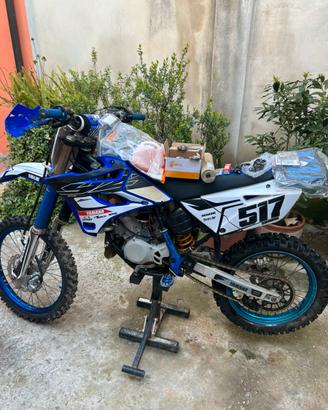 Moto Yamaha yz85