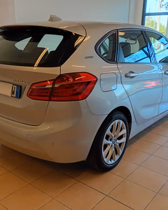 Bmw 2er Active Tourer 225xe iPerformance Luxury au