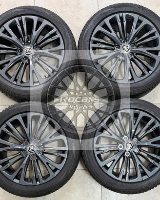 Cerchi 18 pneumatici 4 Stagioni Toyota Yaris Cross
