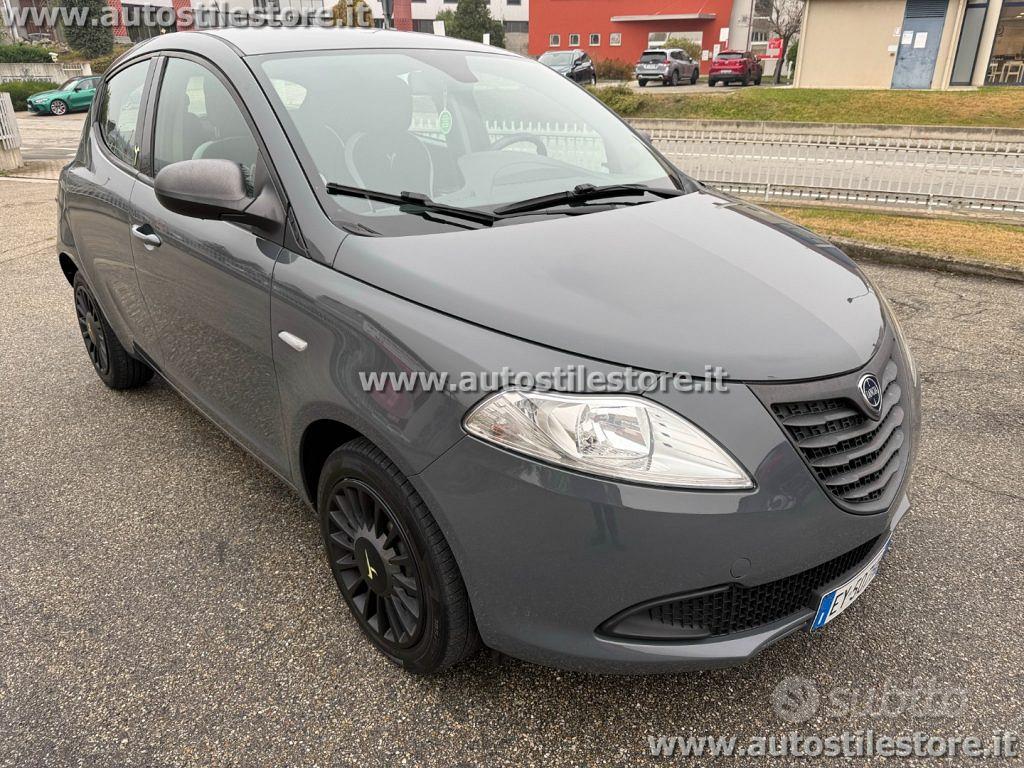 Dacia Ypsilon 2015 photo 3