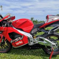 Aprilia rsv 1000 2001