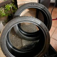 2 Michelin Pilot Sport 4   255 35 R20