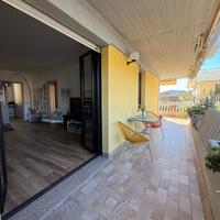 Elegante appartamento con giardino