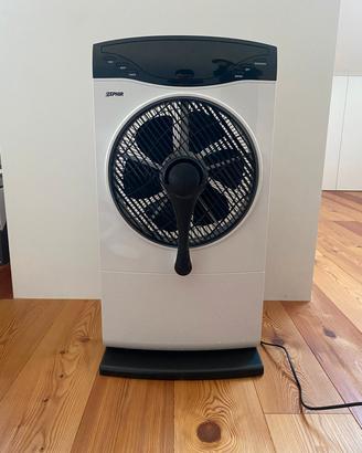 Ventilatore  con nebulizzatore d'acqua 