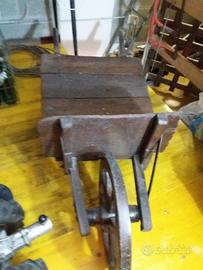 Carretta in legno antica