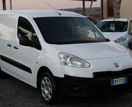 Peugeot Partner 1.6 8V HDi 90CV FAP L2 3 posti Fur