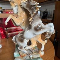 Statuetta cavalli