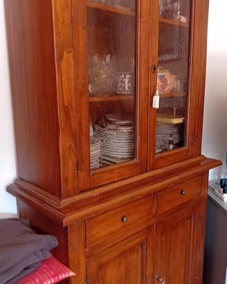 Vetrina in legno noce