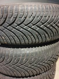 4 Gomme Invernali 195/60/16 montate su 4 cerchi