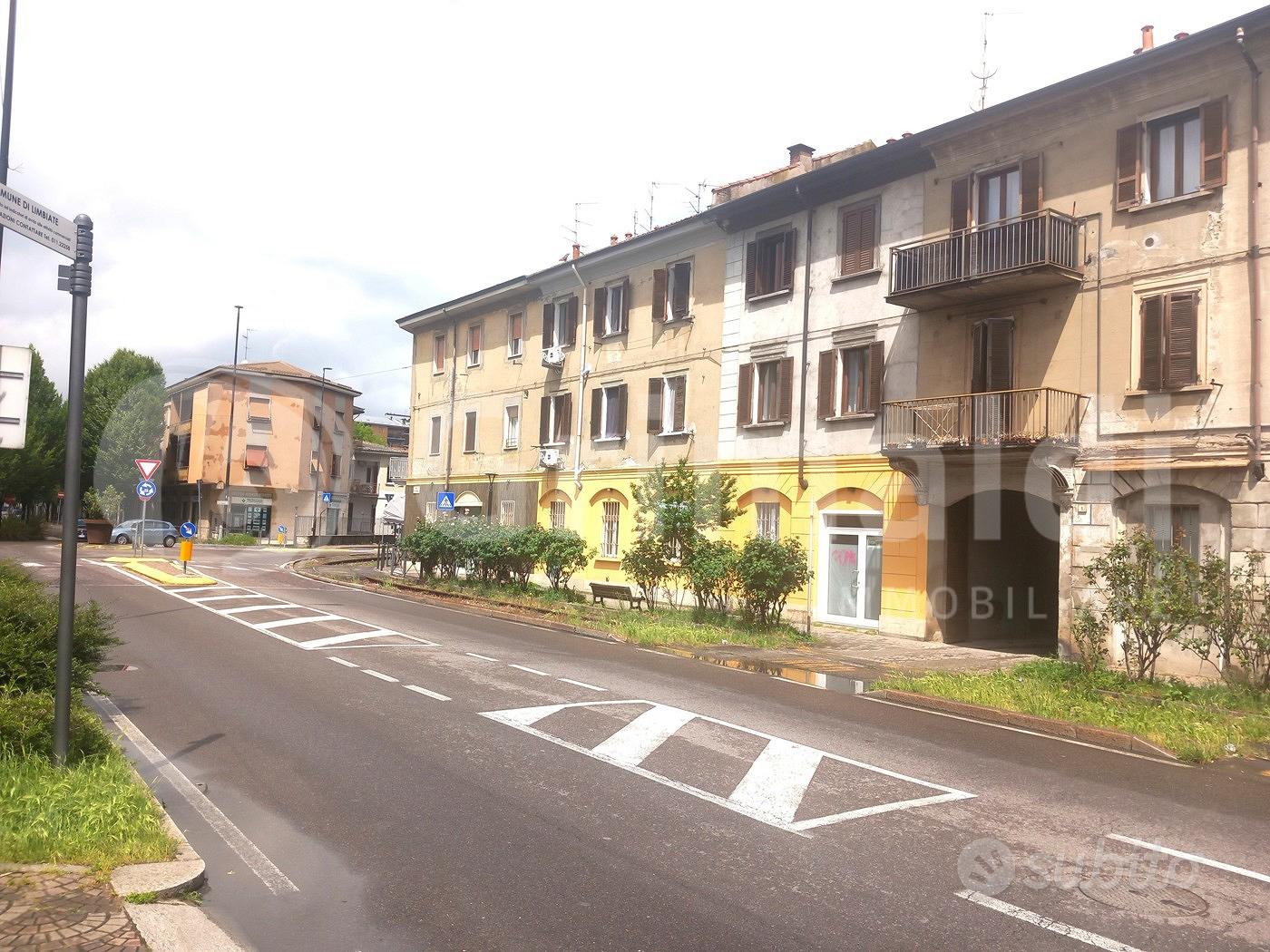 Appartamento – Limbiate, Mombello - Altro