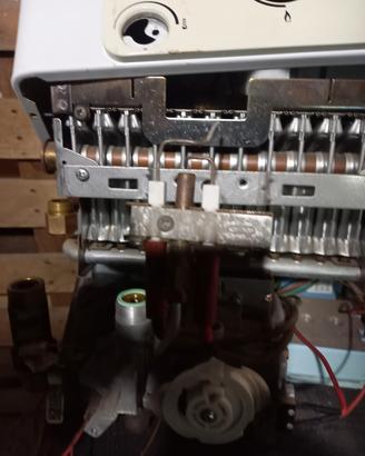 gruppo scaldino bosch metano camera aperta 