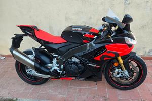 RSV4 1100 FACTORY 2021 finanziabile 