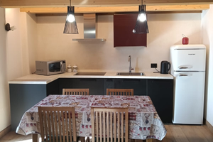 Bilocale panoramico libero per S. Valentino