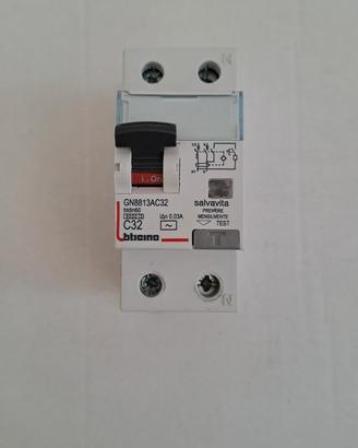 interruttore mtd 2p 32A