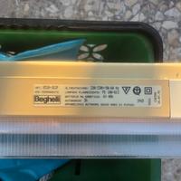 Lampada di emergenza neon Beghelli