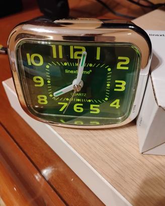 Orologio sveglia nuovo 