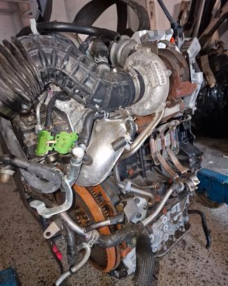 Motore Nissan Renault M9R anno 2019 