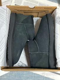 Stivali da neve UGG CLASSIC ULTRA MINI Nero 38