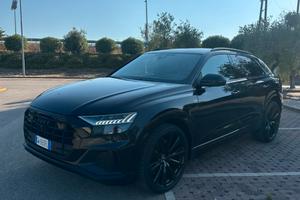 Audi Q8 50 3.0 TDI 286 CV S Line Full Black