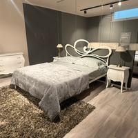 Letto completo di comó comodini