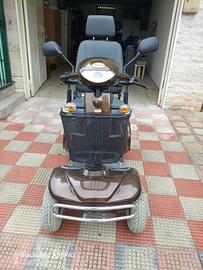 Motoretta elettrica per anziani