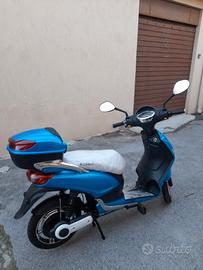 Scooter elettrico ZTech - ZT-09E