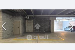 Box/Posto auto in zona Saint-Christophe