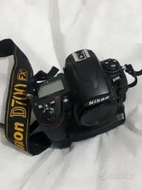 Nikon D700 full frame 