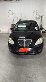 Lancia y 2009 gpl