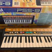 Pianola Yamaha PortaSound PSS-9