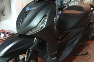 Piaggio Beverly 300 S 2025 km 100