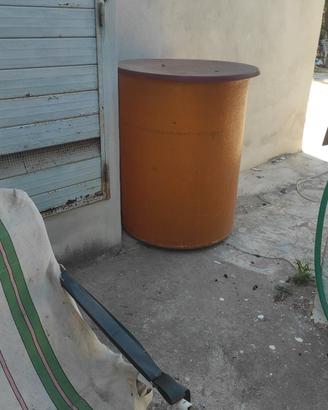 contenitori in vetroresina per vino