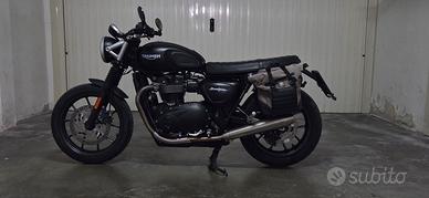 triumph street twin 900