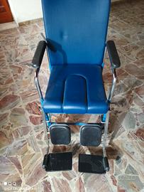Carrozzina Sedia a rotelle Gialdi con comoda