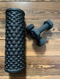Foam roller Decathlon + 2 manubri da 2 kg