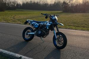 fantic xmf 125 2023 UNICO NEL SUO GENERE