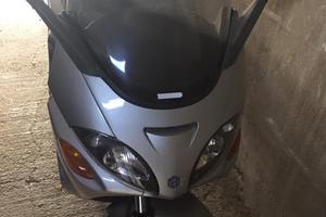 Piaggio X9