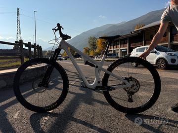 ENDURO MTB YETI SB 115