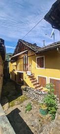 CASA SEMINDIPENDENTE A CERES