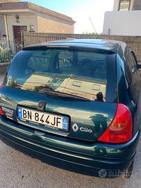 RENAULT Clio 2ª serie - 2001