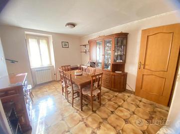 3 LOCALI A PIGLIO