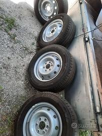 Cerchi  e gomme Iveco Daily