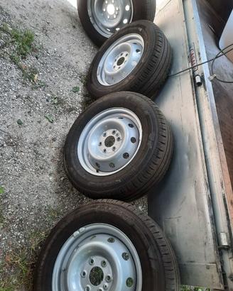 Cerchi  e gomme Iveco Daily