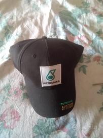 Cappellino Petronas 