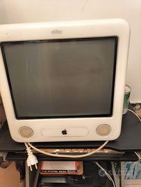 Computer E-Mac vintage da collezione.
