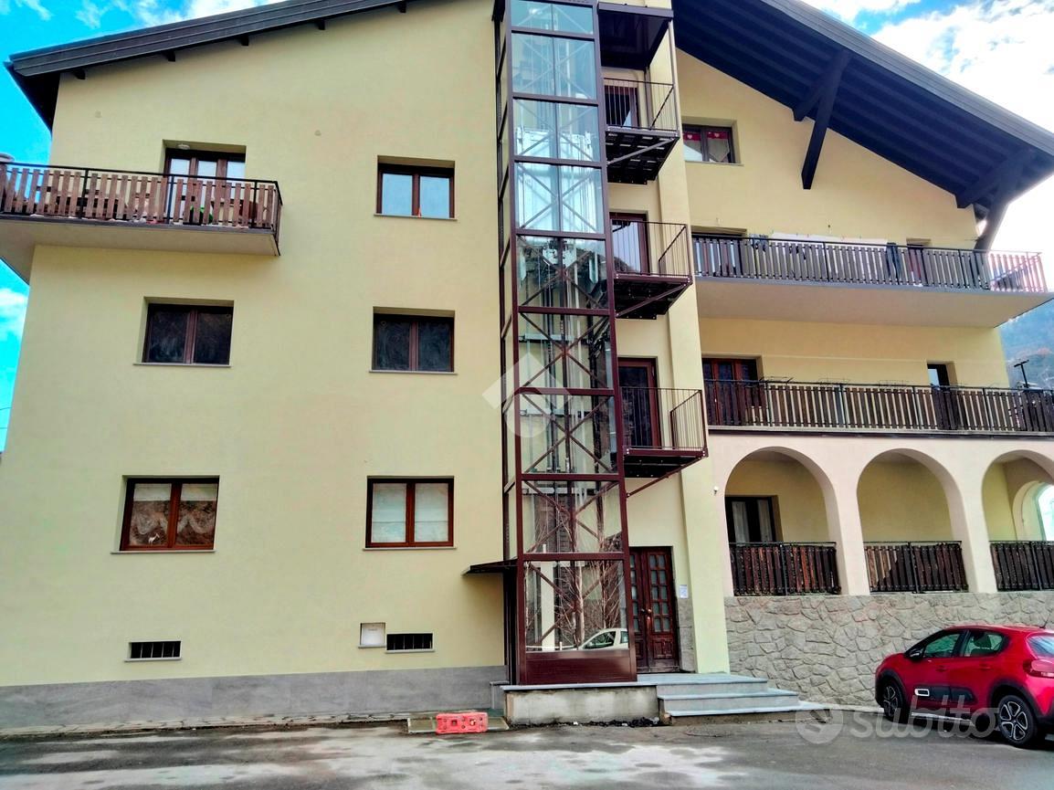 5 LOCALI A ARVIER - Vista 3