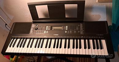Yamaha PSR-363 tastiera piano digitale