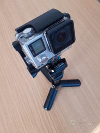 Supporto universale treppiede