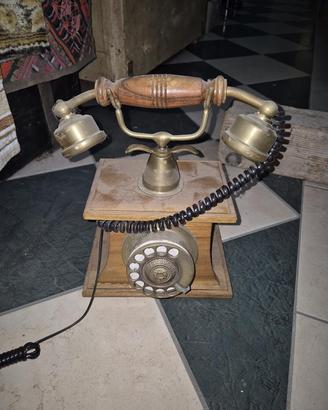 Telefoni D'Epoca - Antichi Per Arredamento Ecc